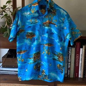 Vintage Hawaiian shirt